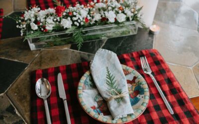 Creating a Festive Christmas Tablescape: How to Use Cedar to Decorate Your Napkins